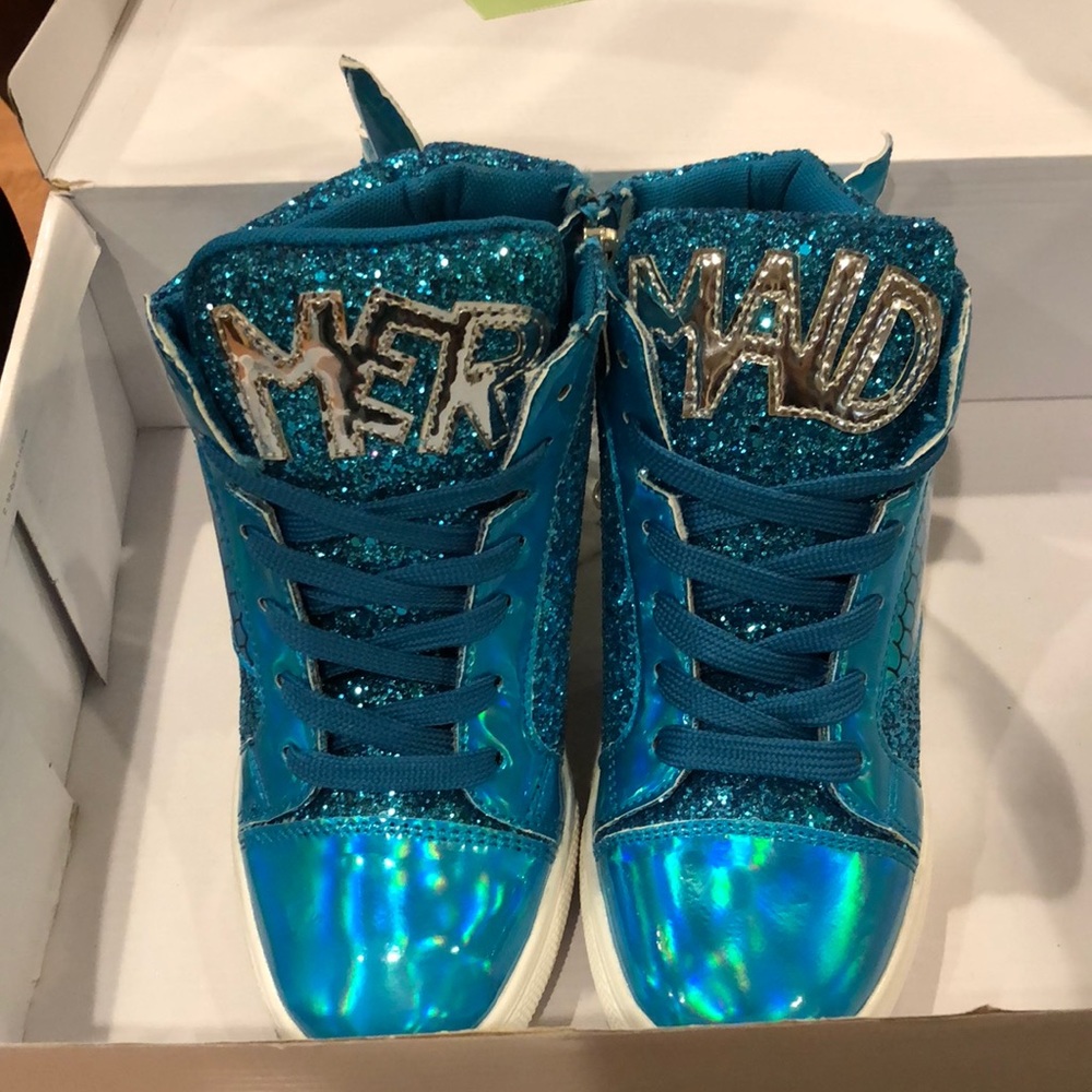 Sequent aqua mermaid sneakers